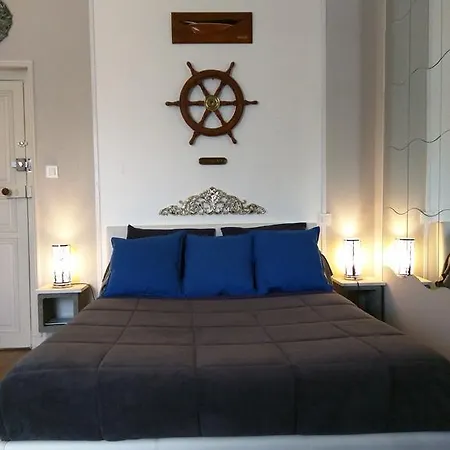 Chic And Cheap ! Les Meilleurs Suites Designs Aux Meilleurs Prix * Montfaucon-Montigne